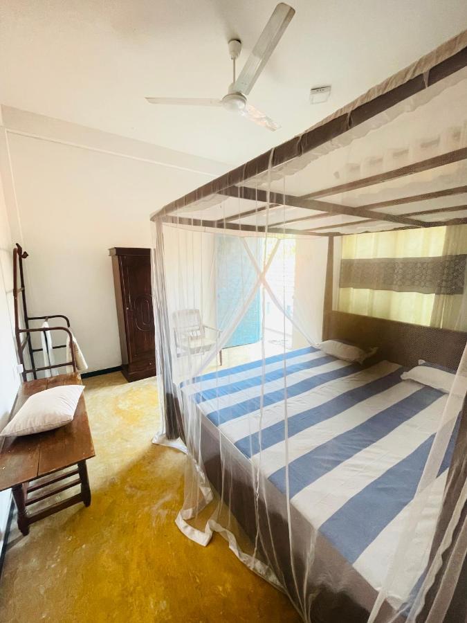 Chithra Homestay Tangalle Exterior photo