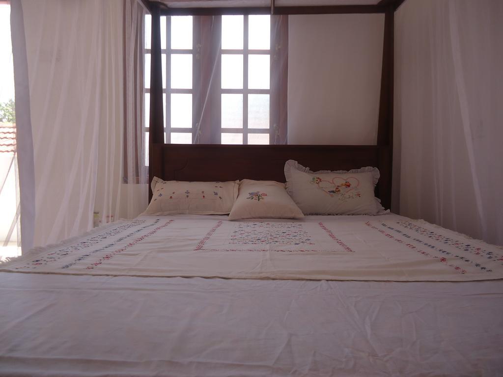 Chithra Homestay Tangalle Exterior photo