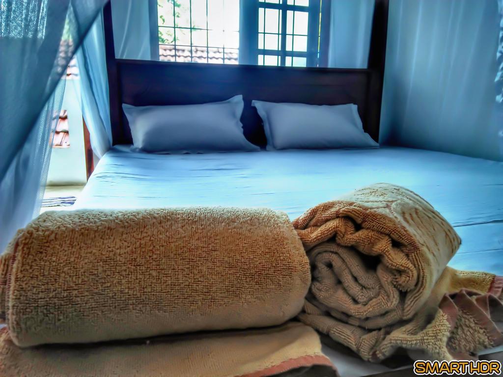 Chithra Homestay Tangalle Exterior photo
