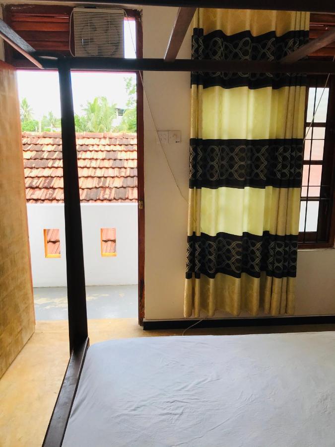 Chithra Homestay Tangalle Exterior photo
